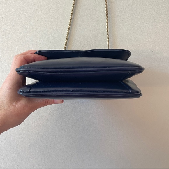 Vintage 1950s Walborg Vinyl Patent Leather Purse In Blue - Picture 7 of 14